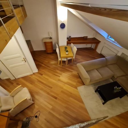 פראג Astronomical Clock Apartments מראה חיצוני תמונה