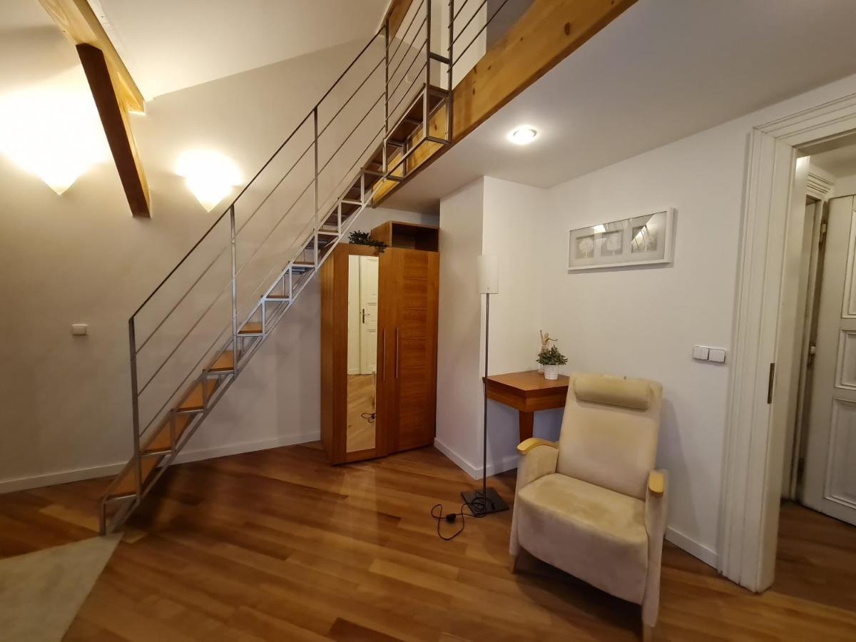 פראג Astronomical Clock Apartments מראה חיצוני תמונה